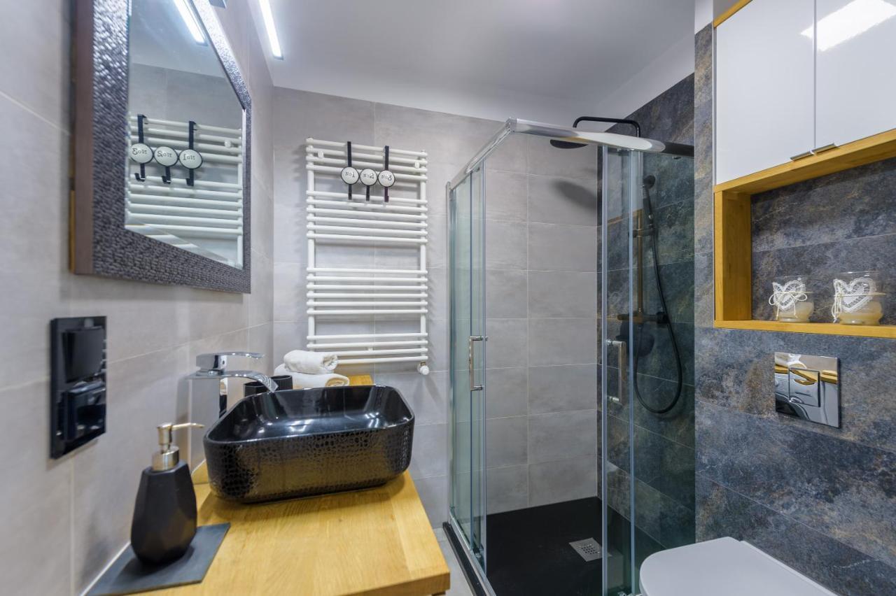 Apartament Lesniczowka - 5D Apartamenty Świeradów-Zdrój Buitenkant foto
